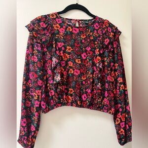 wild fable Black Floral Ruffle Long-Sleeve Crop Top with Pink & Orange Flowers